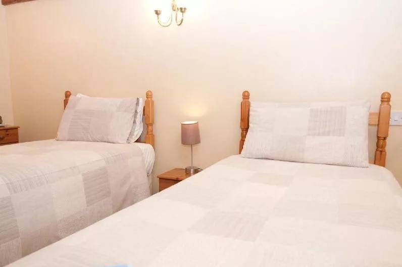 ミドルウィック Hopley House Bed & Breakfast エクステリア 写真